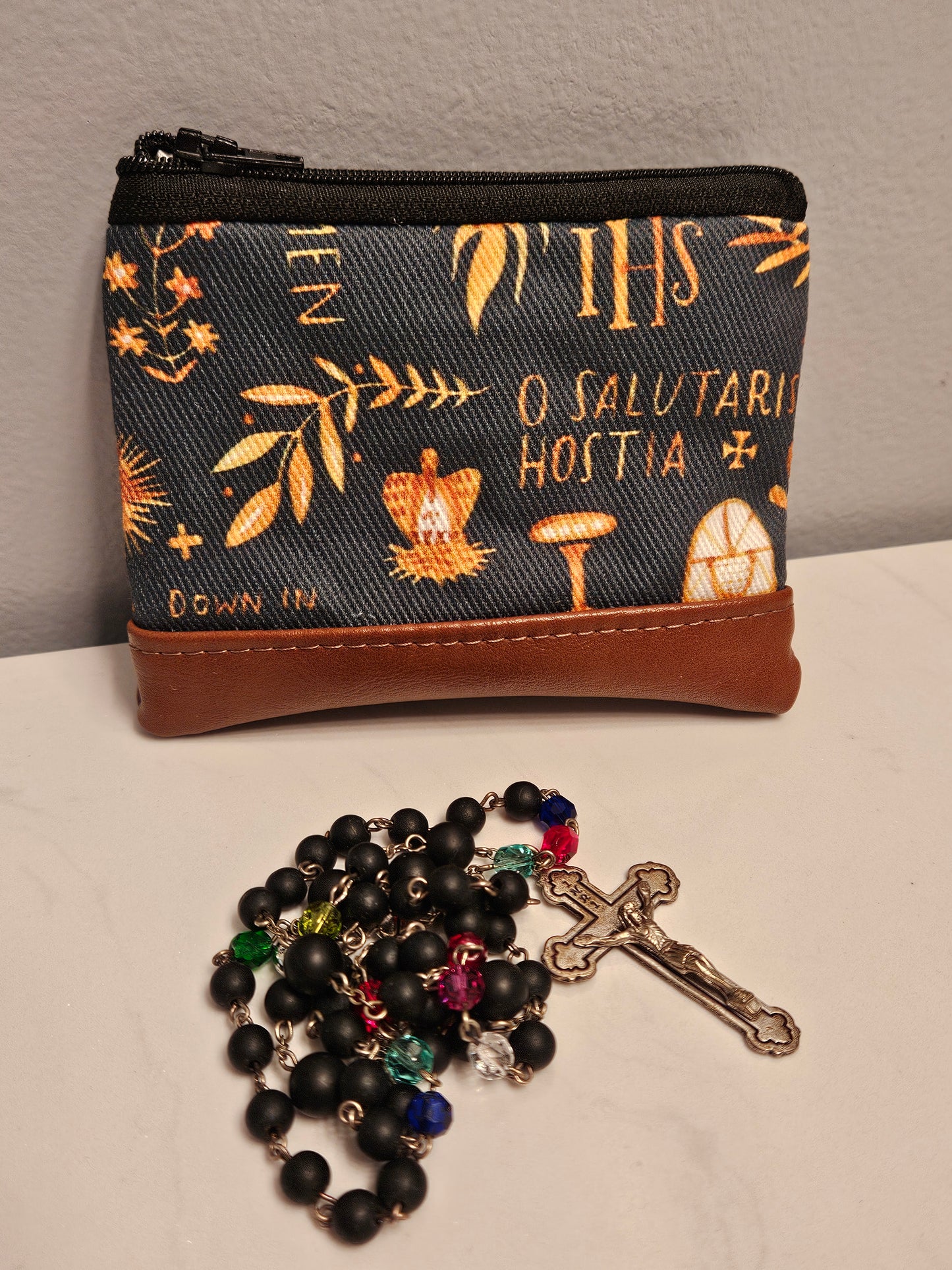 Wallet Rosary pouch Eucharistic Adoration Latin
