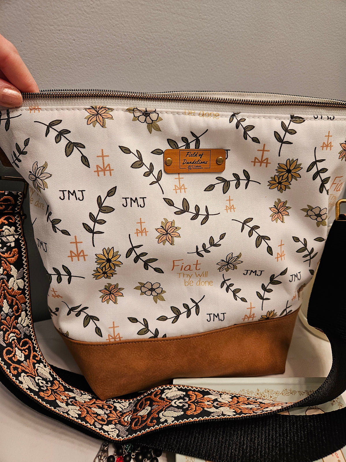 Asymmetrical Crossbody Fiat Purse with wide base