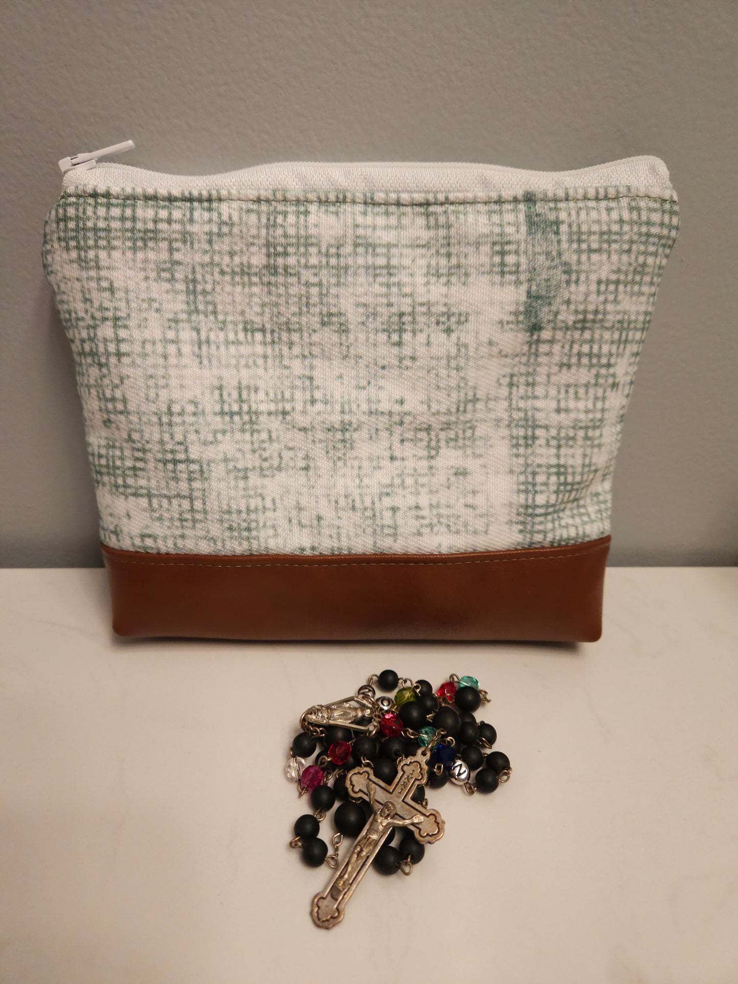 Joan of Arc Fleur de Lis Padded Zippered Purse Organizer Pouch, Rosary, Prayer Cards, Religious Gift, Catholic