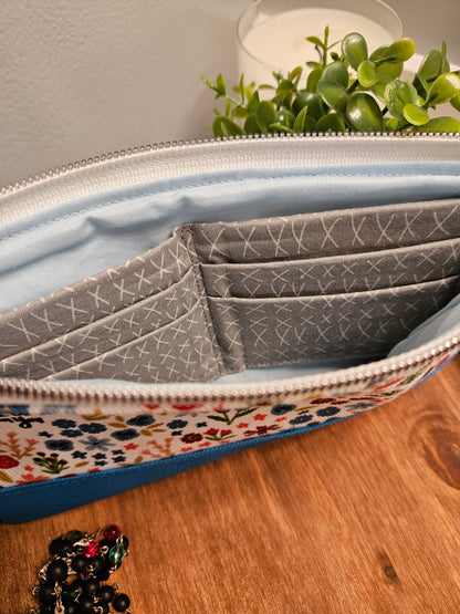 Jesus, I Trust in You Divine Mercy wristlet with card Slots