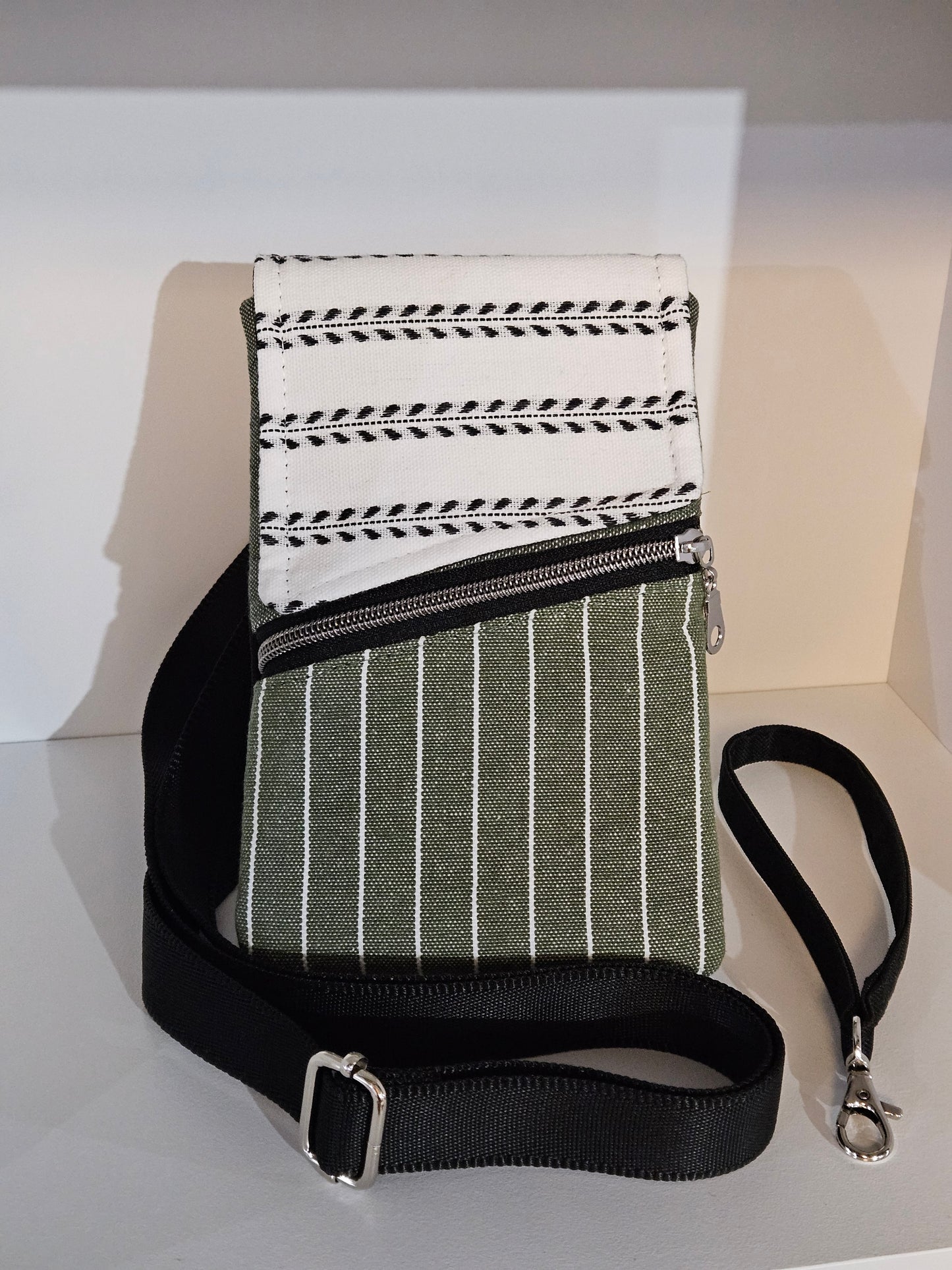 Phone purse Sacred Heart of Jesus interior Catholic crossbody handmade purse