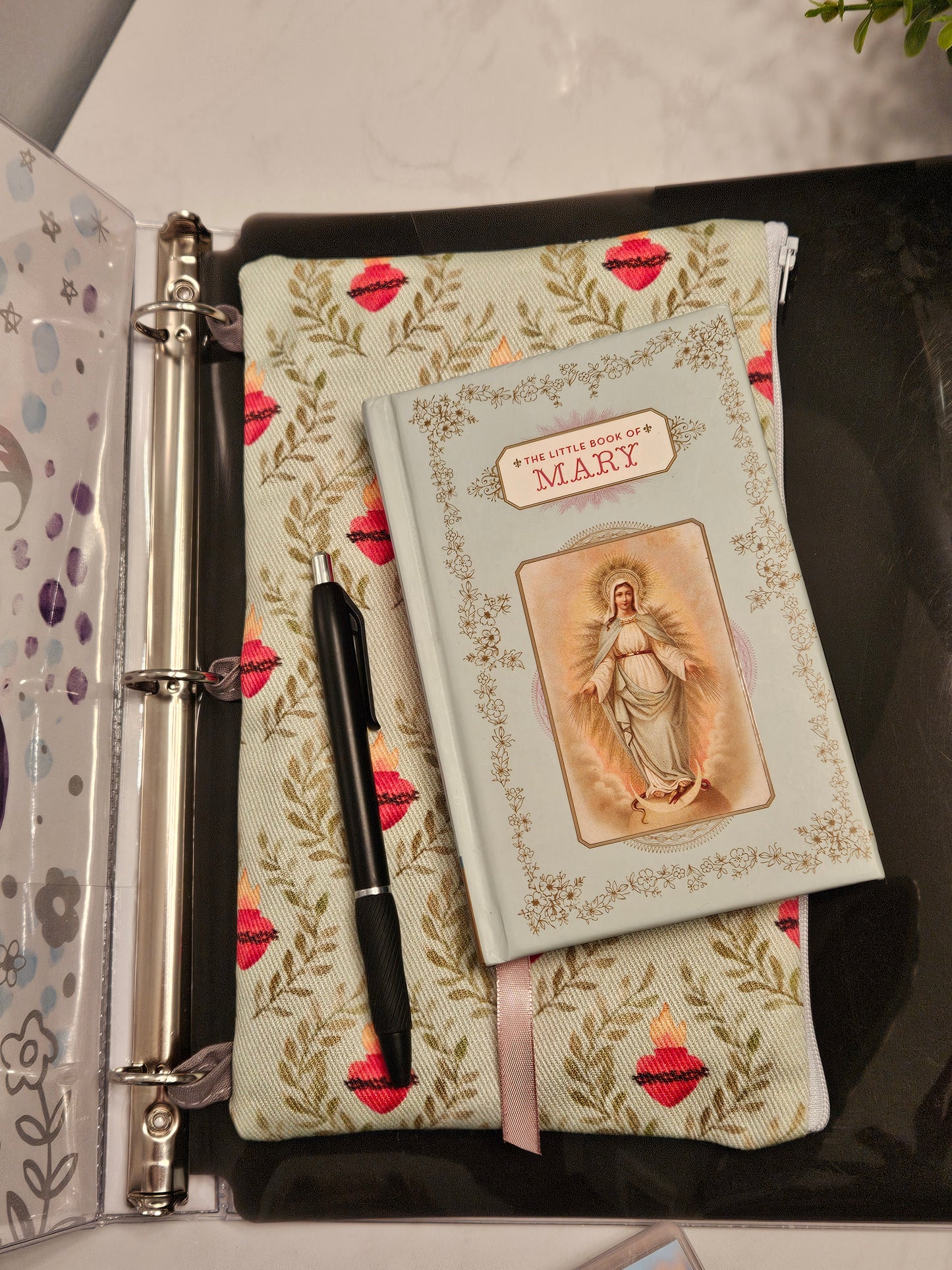 Binder pouch Sacred Heart of Jesus pencil and prayer card pouch