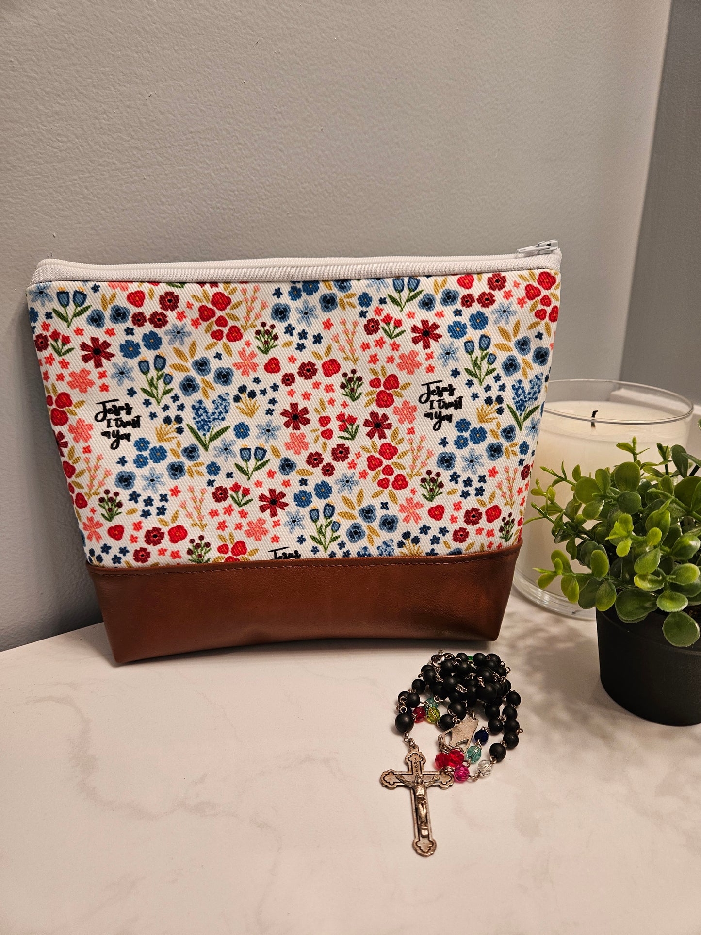 Veil pouch Divine Mercy Jesus I Trust in You St. Faustina Catholic clutch